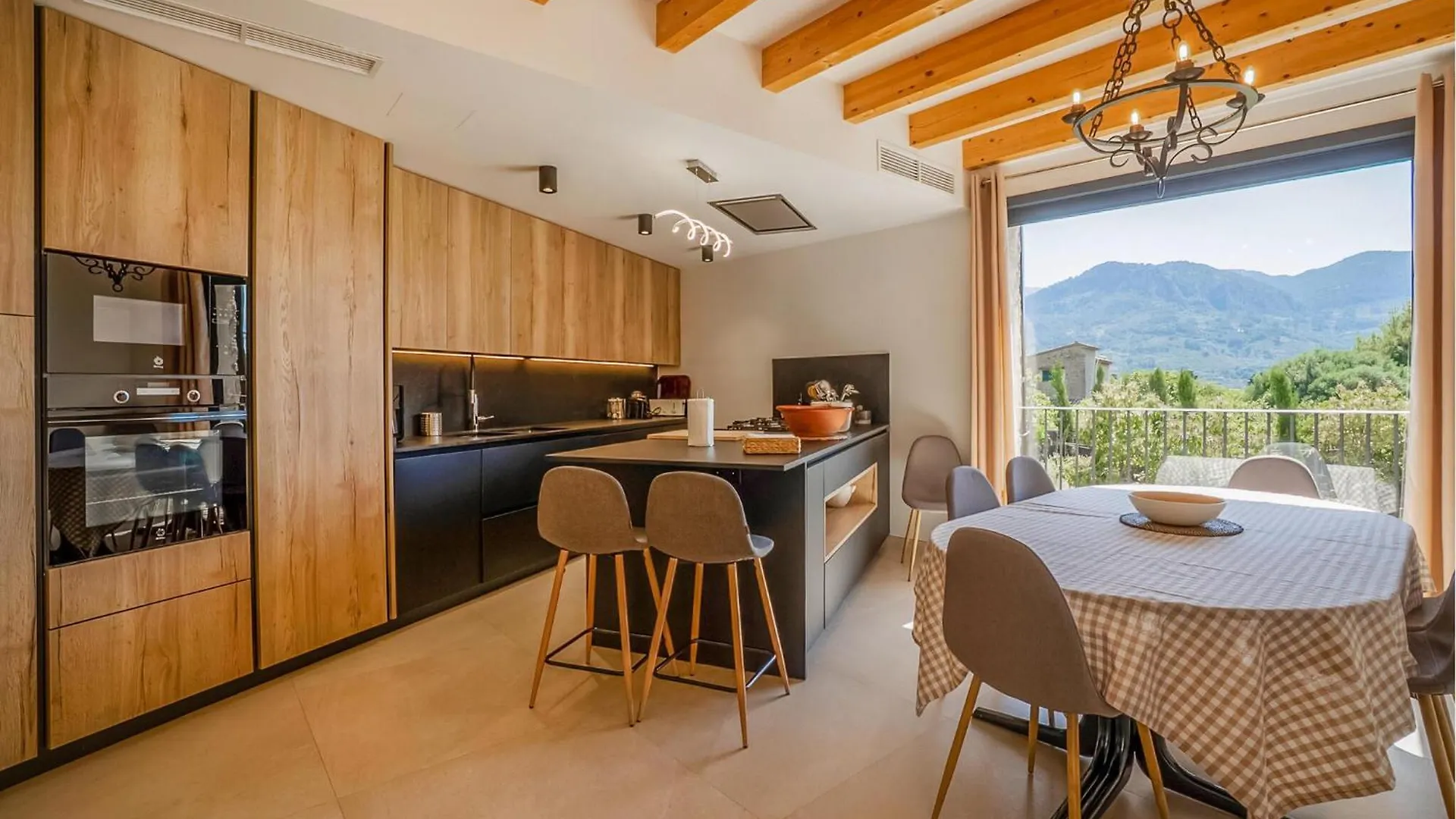 Can Sivella Groc Sóller 0*,  Ισπανία